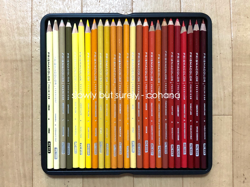 サンフォード プリズマカラー色鉛筆150色セット。芯が柔らかくて塗り 